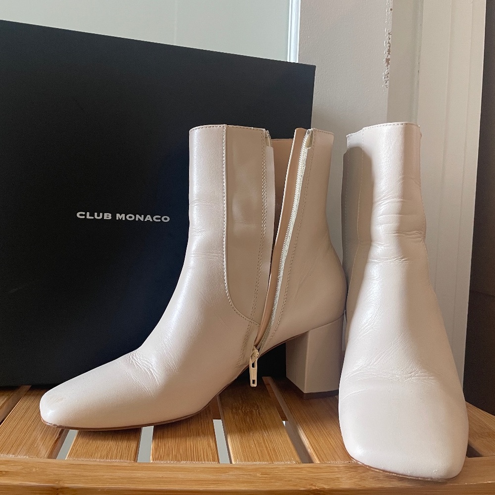 Club Monaco Vanilla Jorga Booties size 38.5